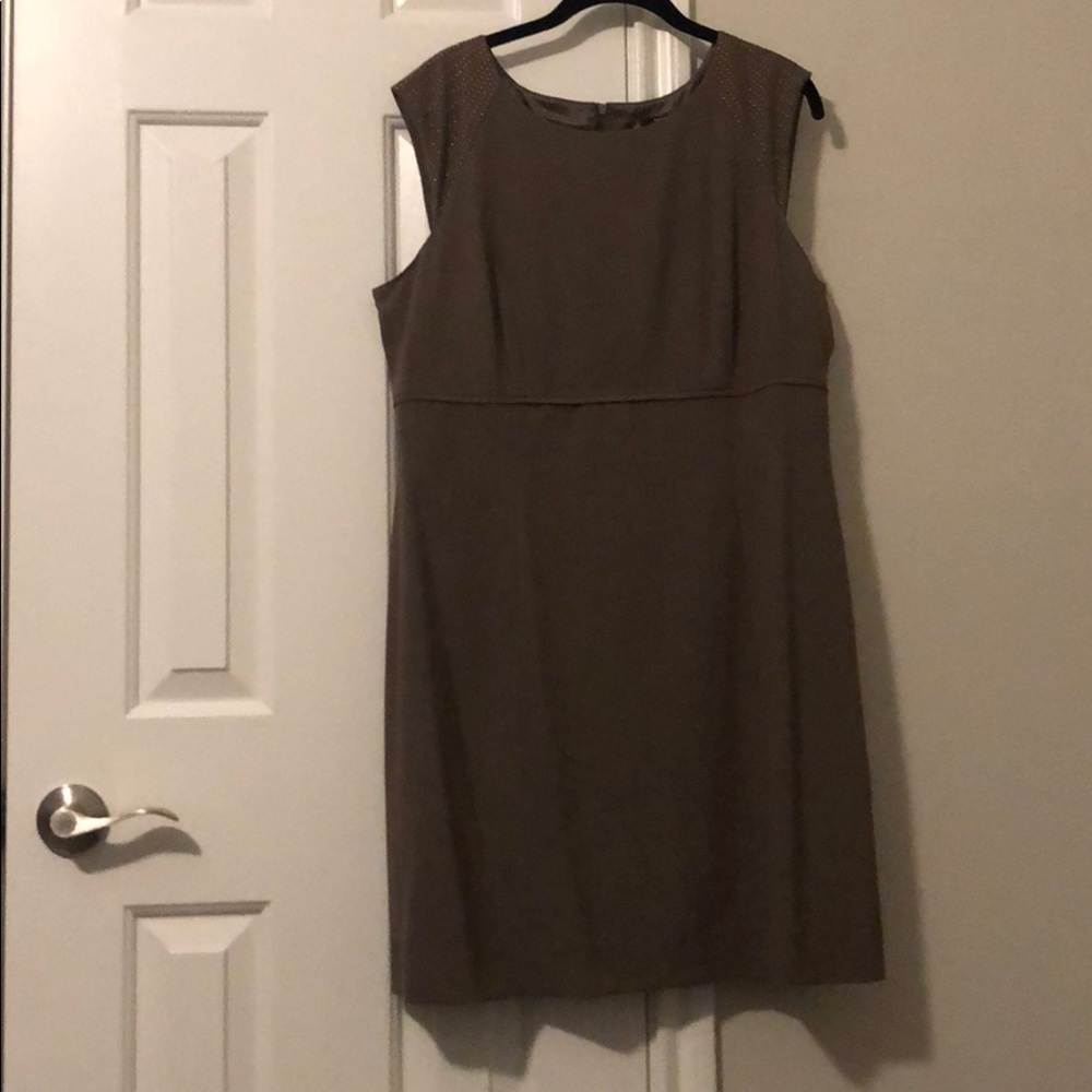 Tahari brown dress - 14 petite